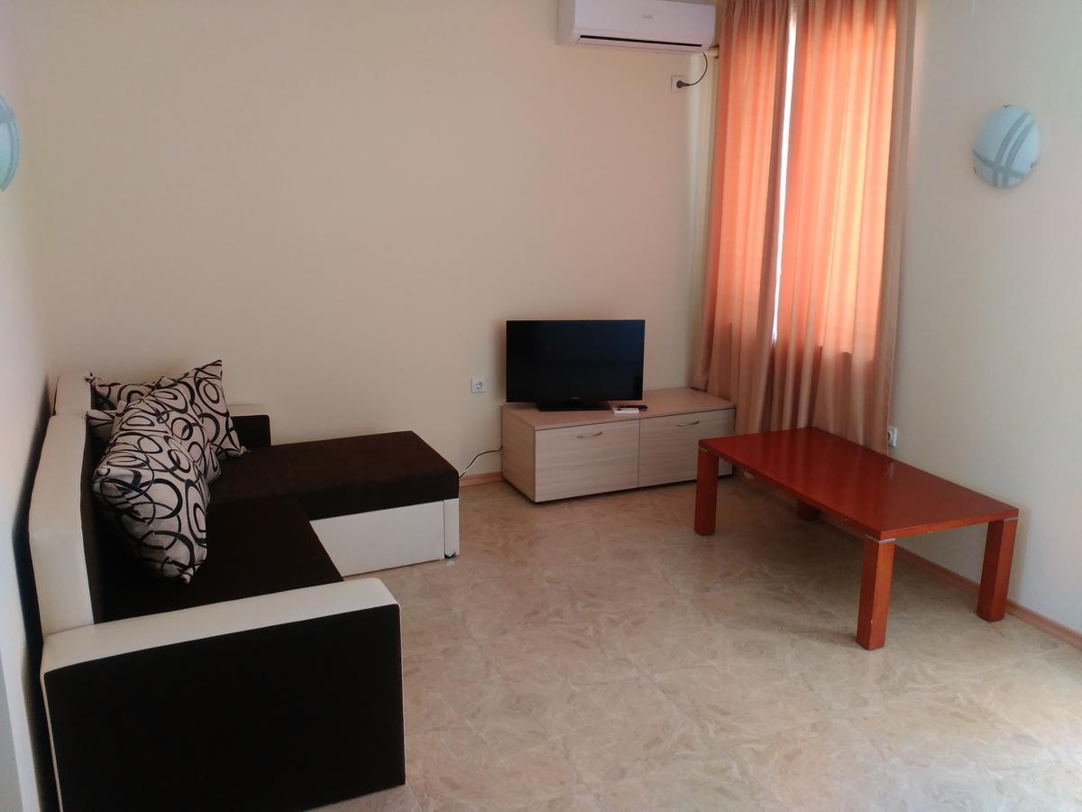 Aparthotel Lucky Family Ravda Bagian luar foto