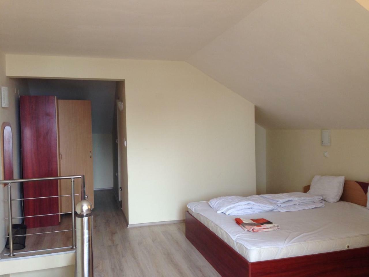 Aparthotel Lucky Family Ravda Bagian luar foto
